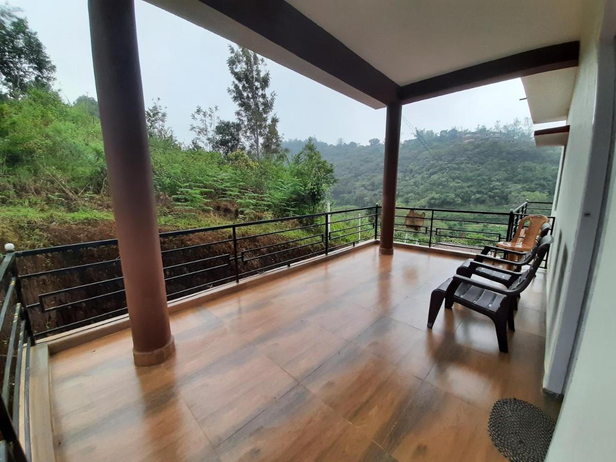 Daisey Dee Homestay Madikeri Luaran gambar