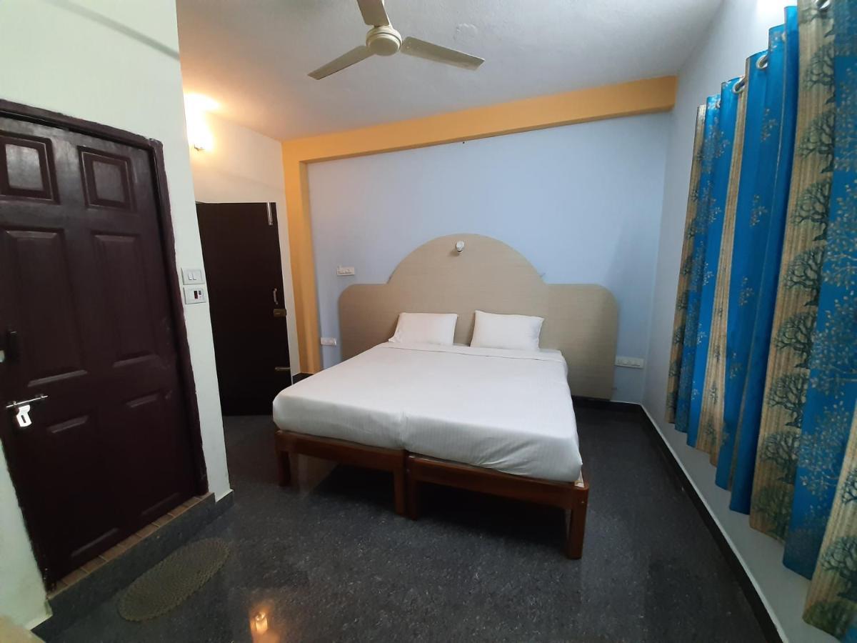 Daisey Dee Homestay Madikeri Luaran gambar