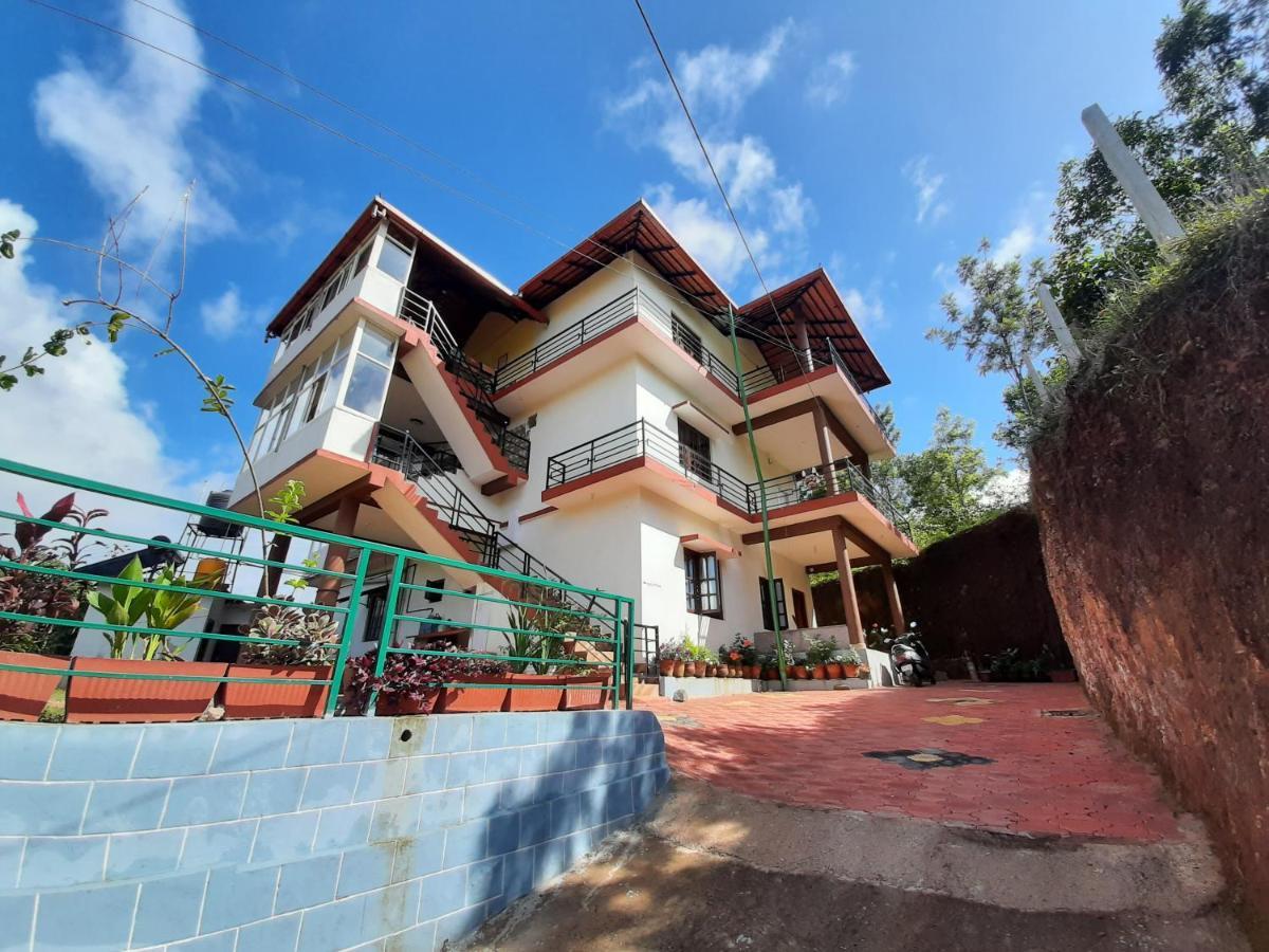 Daisey Dee Homestay Madikeri Luaran gambar